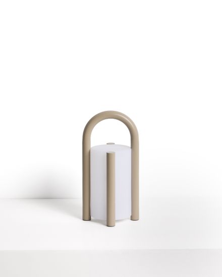 Портативная настольная лампа Leros из полиэтилена и стали бежевого цвета