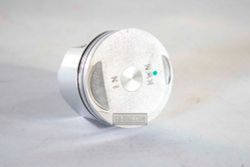 13101-KWN-900. 13101-KWN-901. 13101-KWN-902.  PISTON (STD.)