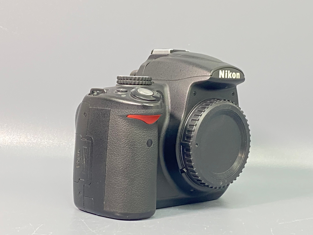 Nikon D5000 14500 кадров