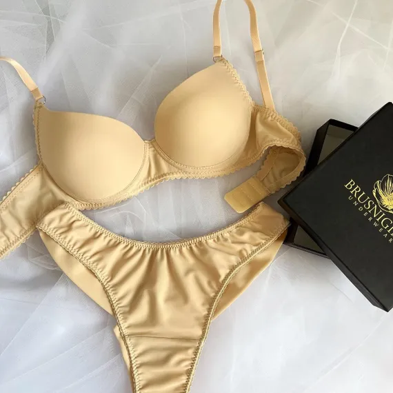 Микрофибра бежевая (цв. 126) (плотность 131 г/м2), Lauma