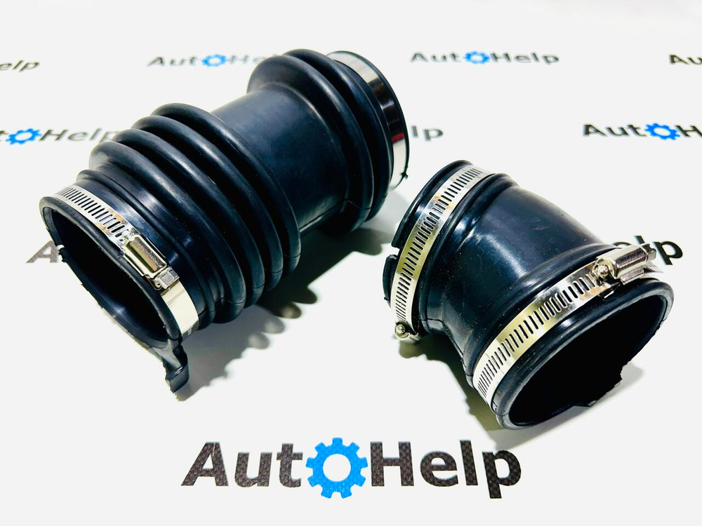 Патрубок воздушного фильтра 16576-CG000 Infiniti FX35 S50 VQ35DE