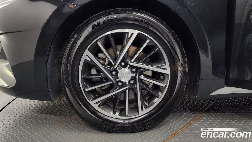 Hyundai The New Grandeur (Azera) IG 2.5 (05.2021)