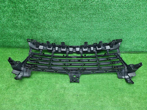Решетка переднего бампера Porsche Cayenne 3 17-23