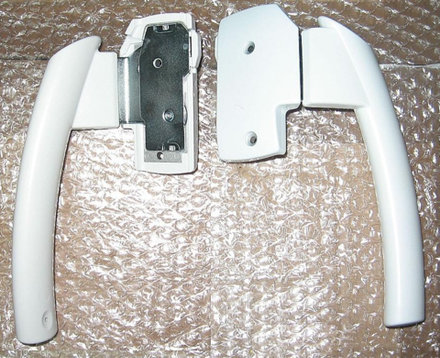 Оригинальная ручка двери для холодильника Electrolux (Электролюкс) БОЛЕЕ НЕ ПОСТАВЛЯЕТСЯ - СНЯТ С ПРОИЗВОДСТВА