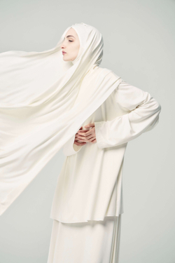 Балаклава Кэрри белая