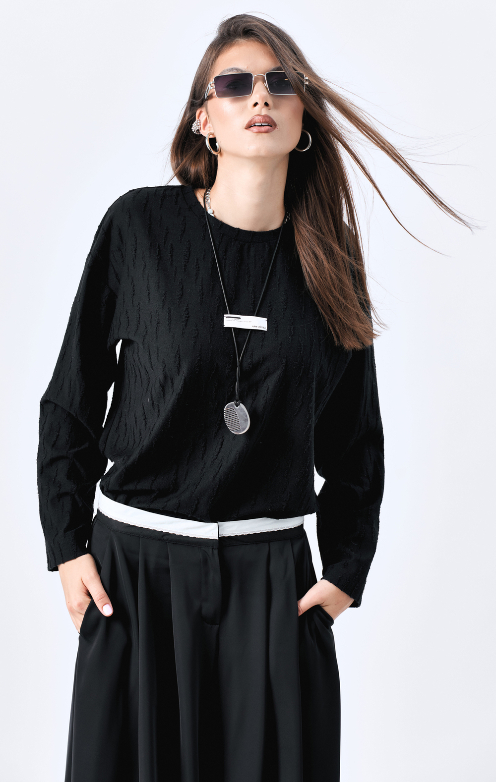 Текстурированный лонгслив с декором 1231 черный