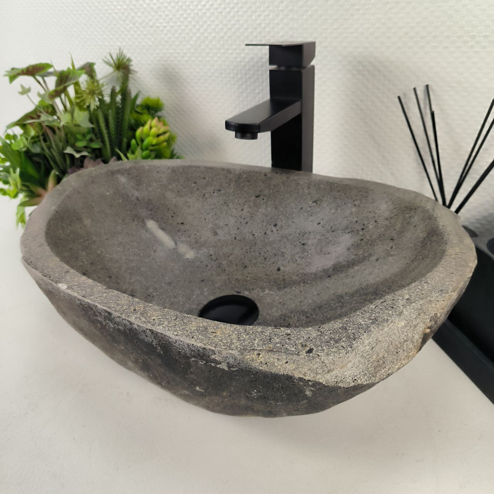 Раковина из речного камня RS-64934 48*34*15 0856