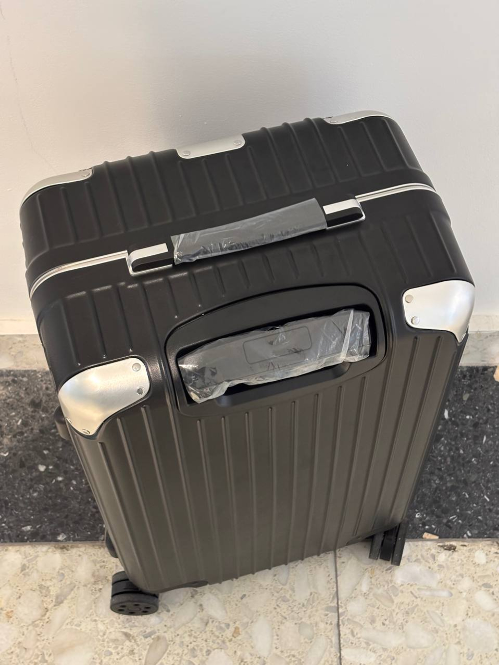 Чемодан Rimowa
