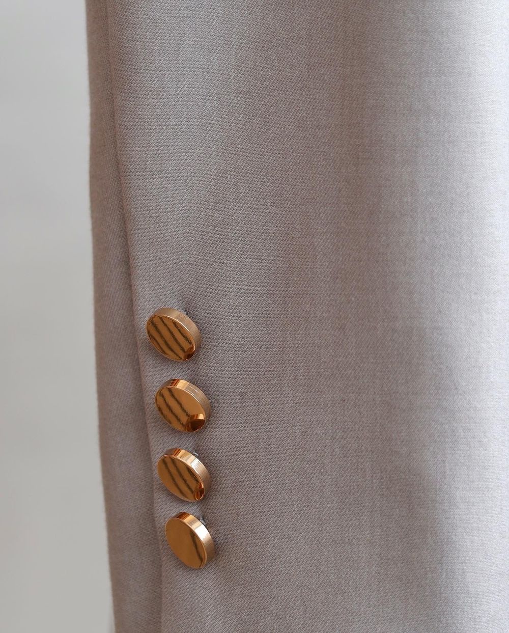 Пиджак полуприлегающий серый из итальянской вискозы