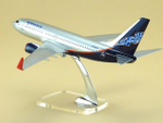 Модель самолета Boeing 737-700 (М1:100 Нордавиа)