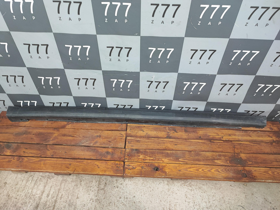 Накладка порога правого Nissan Almera 3 (G15) 12-18 Б/У Оригинал 768504AA0A