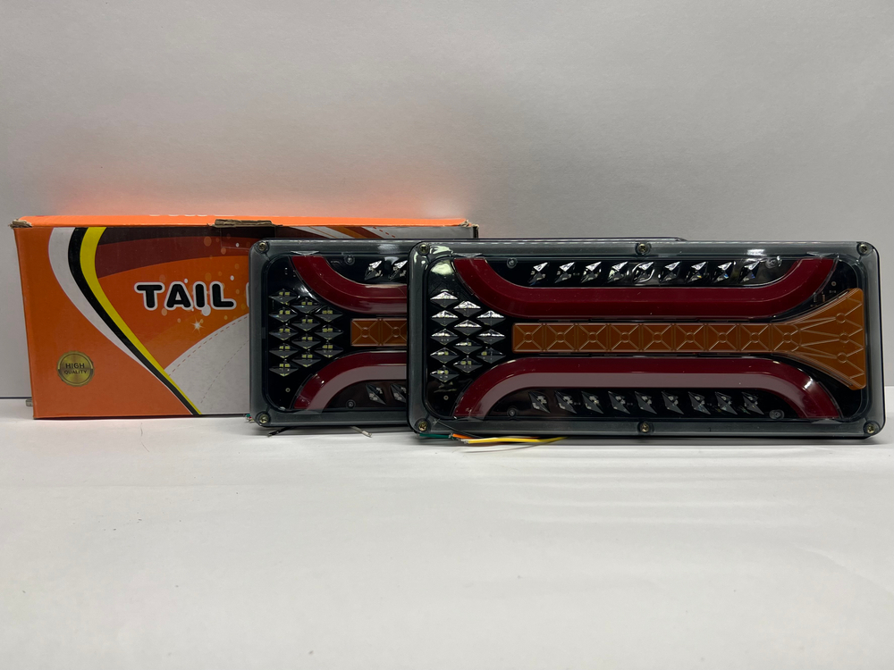 12V FA044-1 / Задние фонари на грузовик, прицеп, ГАЗель, ГАЗ, МАЗ, автобус, 12 Вольт, длина 33 см, FA044-1 - TG (2 шт. / комплект)