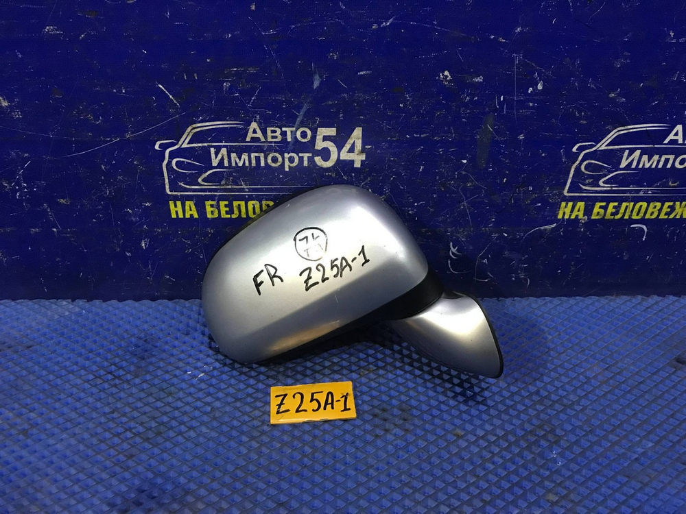 Зеркало правое MITSUBISHI COLT 2003