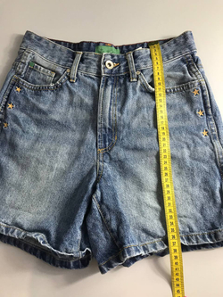 Шорты Colin's удобные, маркировка 34, визуально на 40 размер