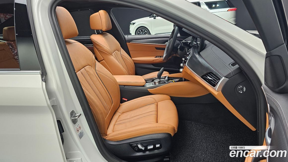 BMW 5 Series (G30) 520i M Sports (05.2023)