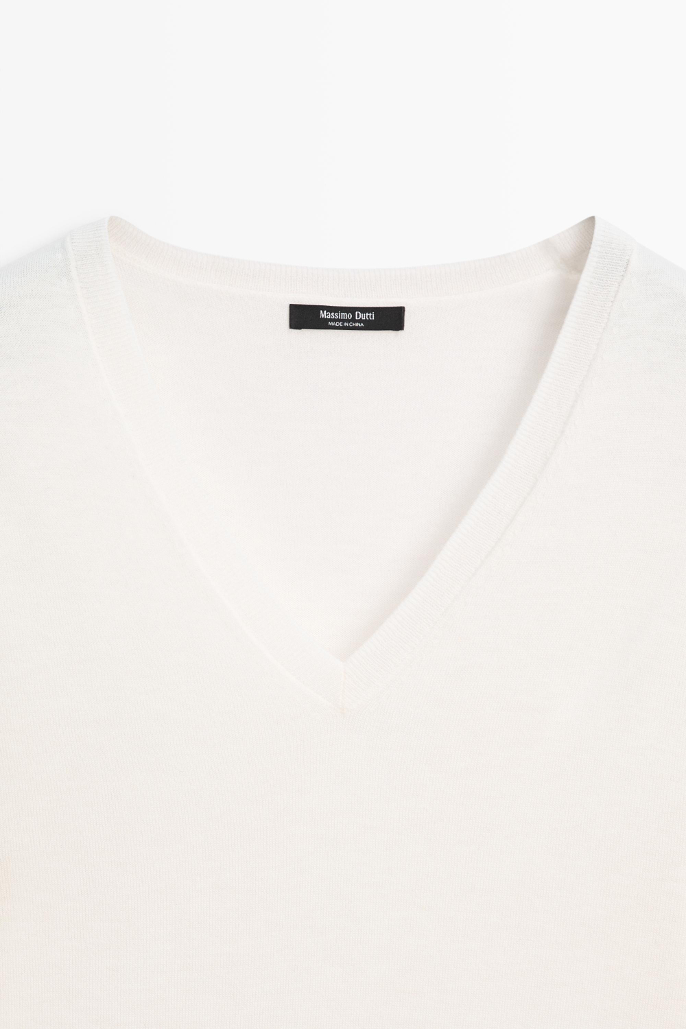 Massimo Dutti Джемпер из шерсти с V-образным вырезом, натуральный/кремовый