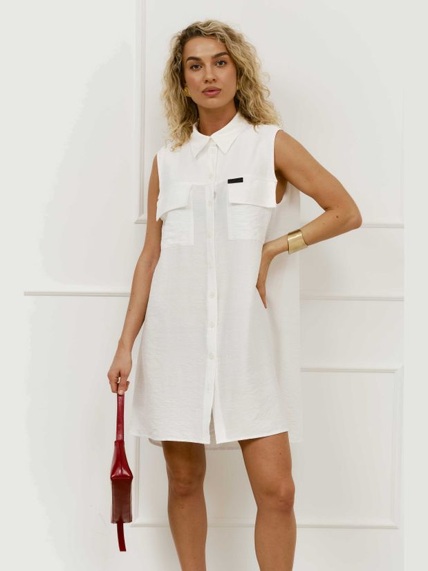 Платье-рубашка с карманами, белое