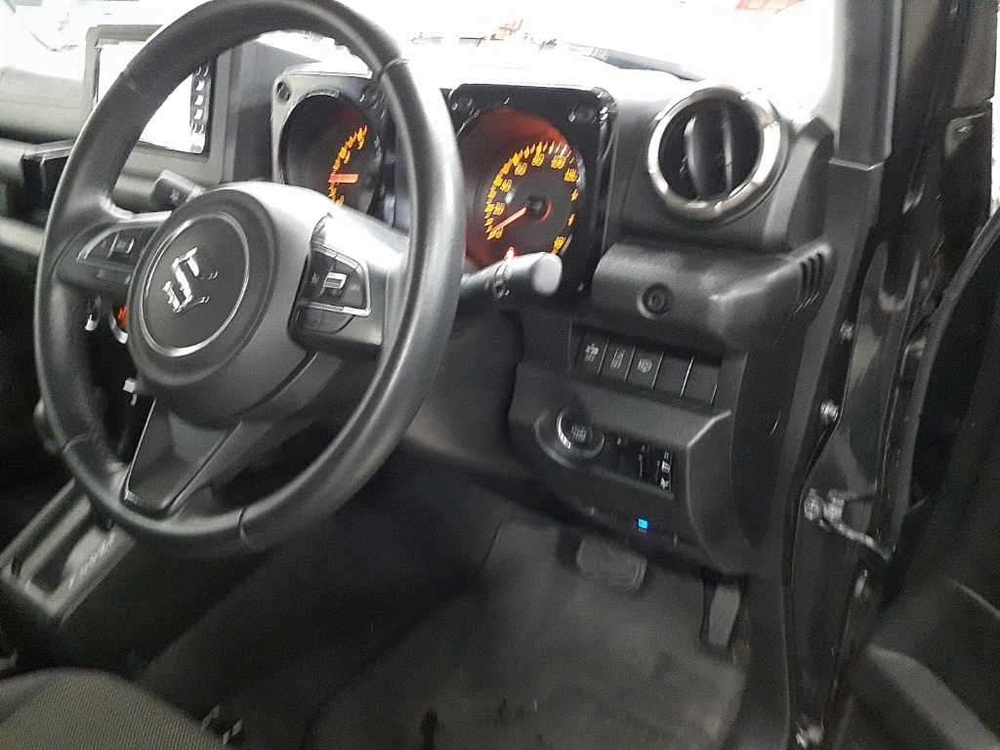 SUZUKI JIMNY SIERRA JB74W 2020г