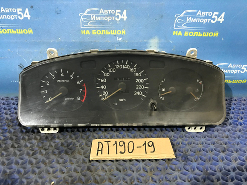 Щиток приборов TOYOTA CARINA E 1996