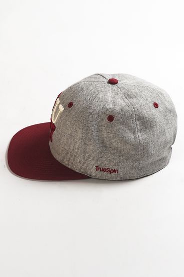 Бейсболка TRUESPIN 4 Letters Busy (Серый (Grey/Bordeaux)