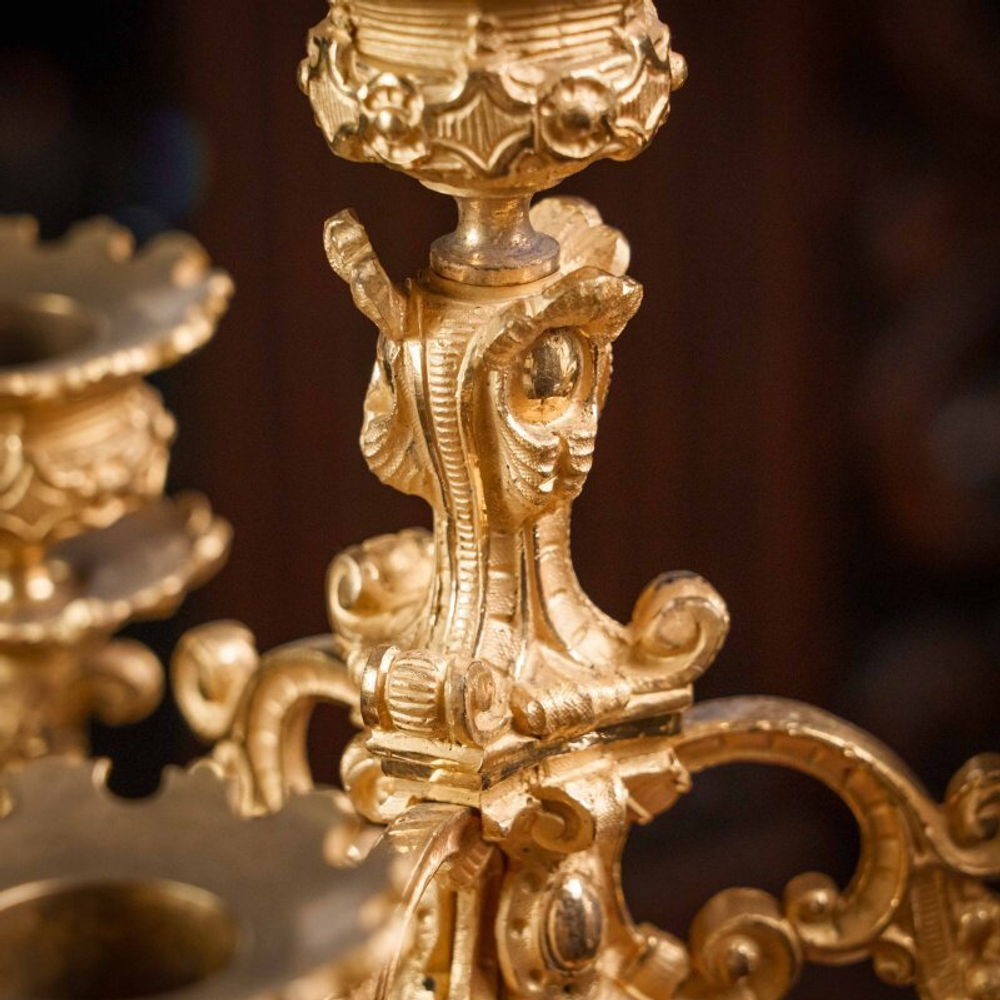 Пара бронзовых канделябров на 4 свечи