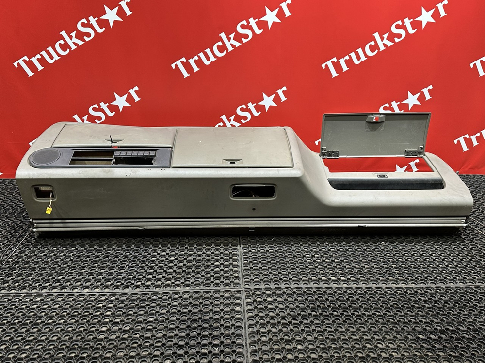 Консоль кабины