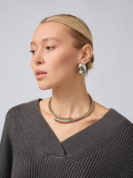 Джемпер вязаный с v-вырезом