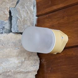 UWL-K01R 60W-E27 IP65 PINE Светильник влагозащищенный под лампу Е27. для бань и саун. до +125С. Цвет корпуса сосна. ТМ Uniel