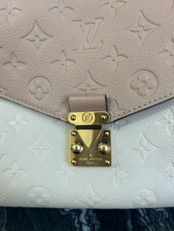 Сумка Louis Vuitton Pochette metis