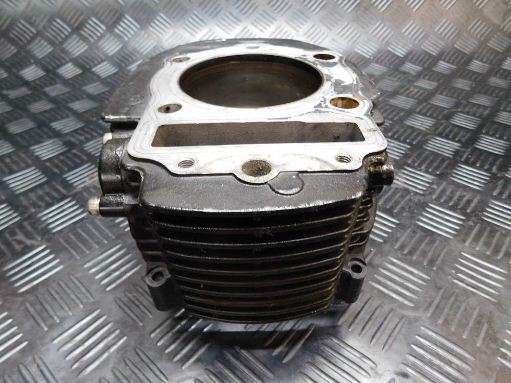 Цилиндр с поршнем Yamaha Drag Star XVS1100 Classic VP13J 050854