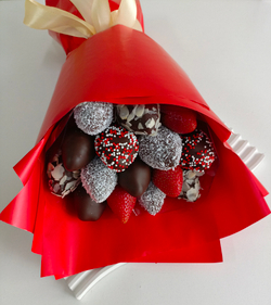 Букет из клубники в шоколаде " Желанный"