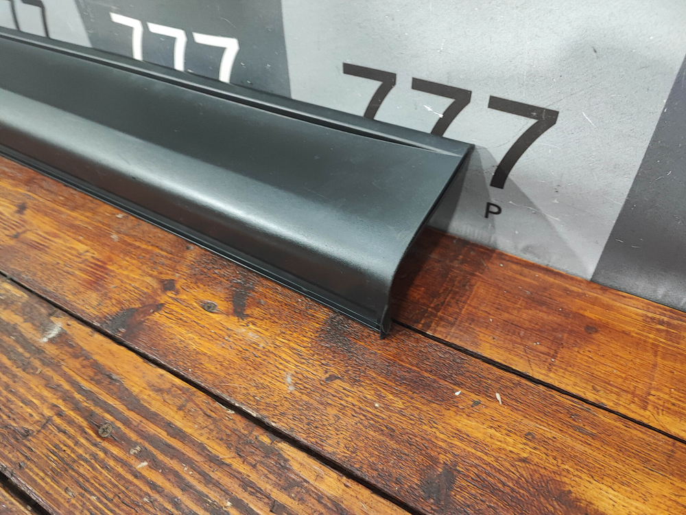 Накладка двери задней левой Mazda CX-5 2 (KF) 17-нв Б/У Оригинал KB7W51RD1