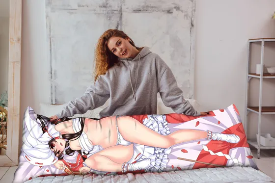 Дакимакура Рэйму Хакурэй №2