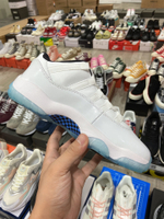 Jordan 11 Retro Low Legend Blue