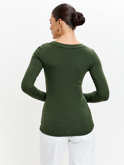 Лонгслив с асимметричным вырезом в цвете хаки