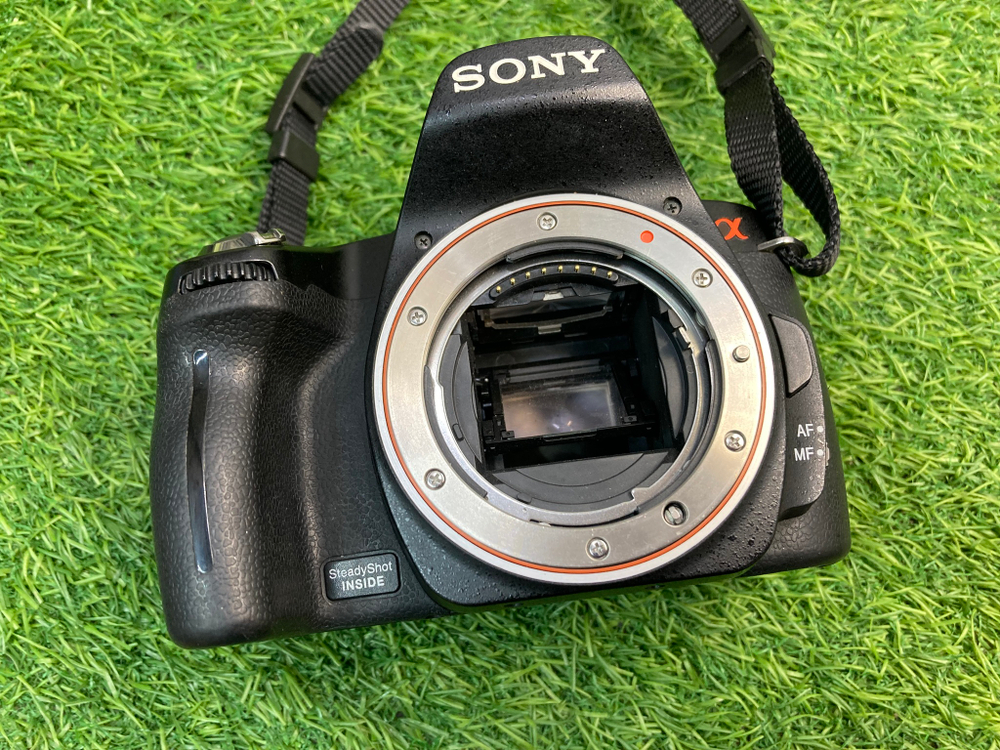 Sony A390 Kit DT 18-55mm SAM 12.400 кадров