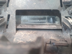 Решетка радиатора Mercedes S-Class (W222) 13-17 Б/У Оригинал A2228800383