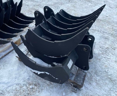 Корчеватель (грабли) JCB3CX