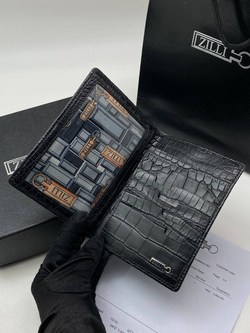 Обложка для паспорта из кожи крокодила Zilli