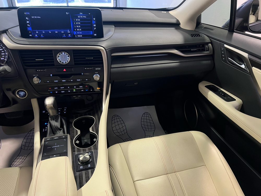 Lexus RX450h, 2020 год
