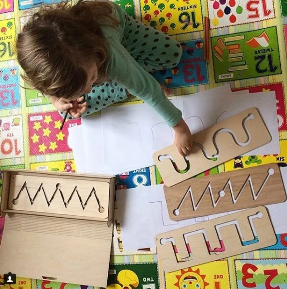 Комплект трафаретов Первая строка в пенале