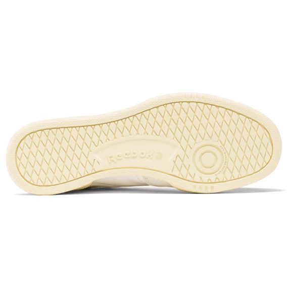 reebok CLUB C 85 Кроссовки для скейтбординга Низкие Топ Экрю Унисекс