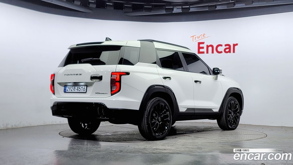 KG Mobility (Ssangyong) Torres Бензин 1.5 2WD (11.2023)