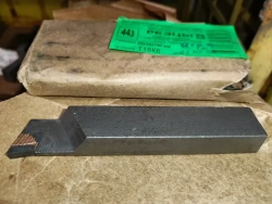 Резец отрезной 25х16х140 Т15К6 3шт