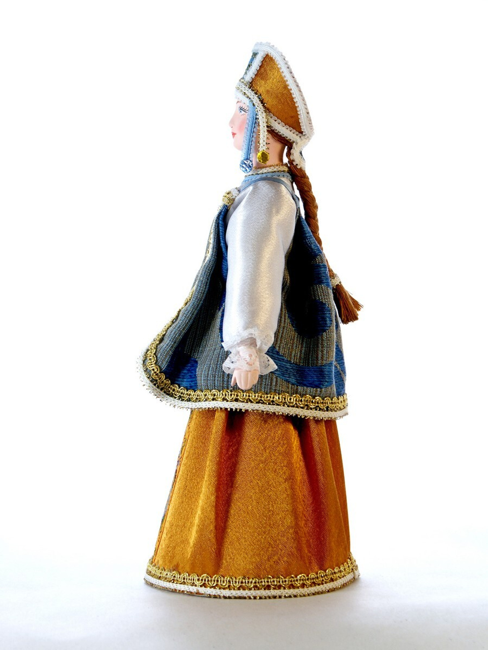 Кукла коллекционная Русская красавица в национальном костюме