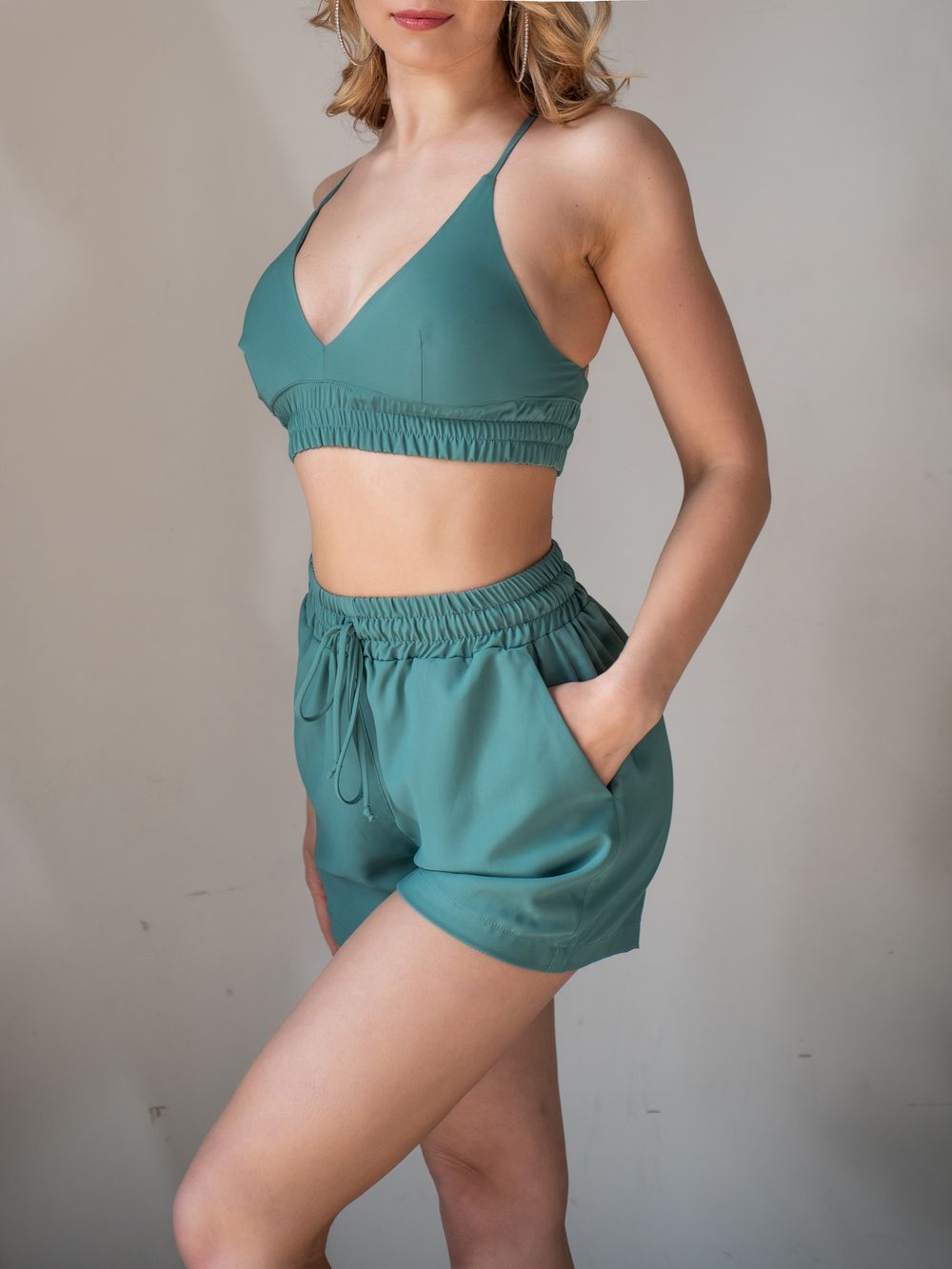 FOSTER Bermuda shorts, Light Green