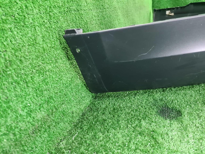 Юбка заднего бампера Land Rover Discovery 5 (2016-2021)