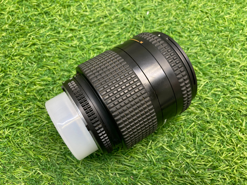 Nikon 28-105mm 3.5-4.5D AF Zoom-Nikkor