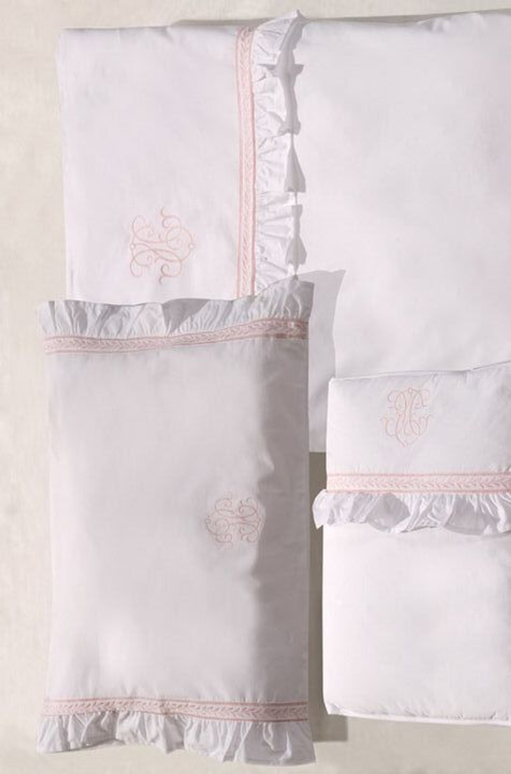 Детское постельное белье Bovi Вензель Бело-розовое Португалия