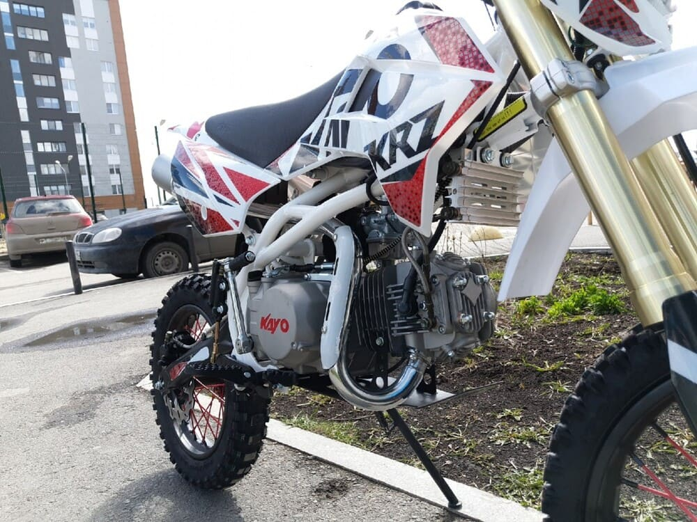 Мотоцикл KAYO Basic YX140 PITBIKE